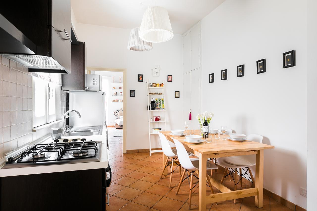 Apartamento de 67 m2, 1 quarto(s) e 1 banheiro(s) em Trastevere Roma Exterior foto
