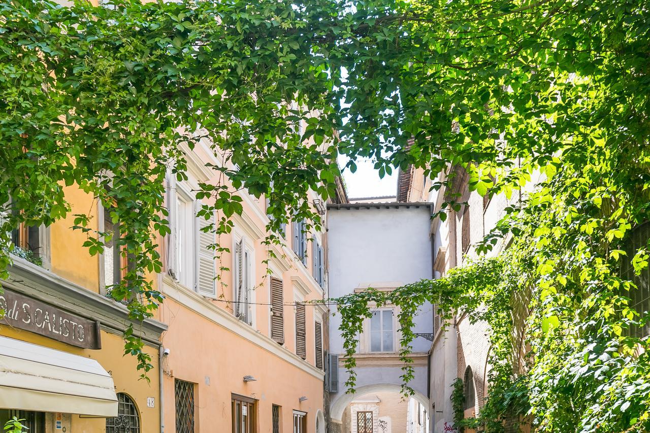 Apartamento de 67 m2, 1 quarto(s) e 1 banheiro(s) em Trastevere Roma Exterior foto