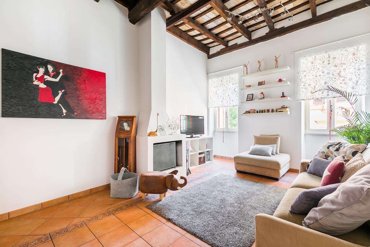 Apartamento de 67 m2, 1 quarto(s) e 1 banheiro(s) em Trastevere Roma Exterior foto